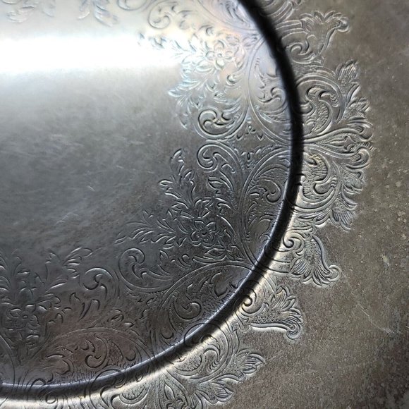 Vintage WMA Rogers MeadowBrook Silver Plate Round 10 Inch Serving Platter - Picture 4 of 15
